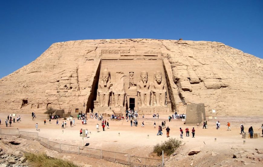 Paquete completo a El Cairo-Luxor-Aswan-Abu Simbel 9 días con visita guiada y vuelo